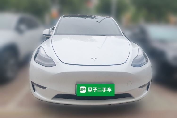 Used Tesla Model Y 2023 Long-Range All-Wheel-Drive Version Front