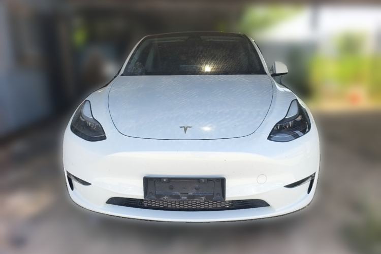 Used Tesla Model Y 2023 Long-Range All-Wheel-Drive Version Front