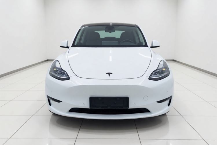 Used Tesla Model Y 2023 Long-Range All-Wheel-Drive Version Front
