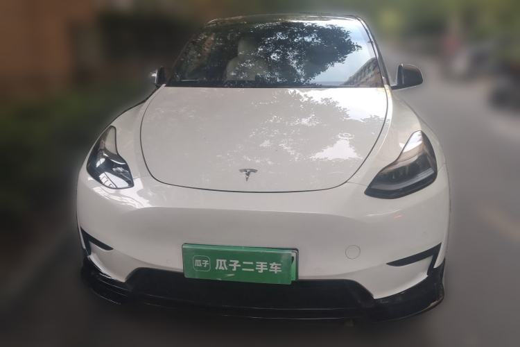 Used Tesla Model Y 2023 Rear-Wheel-Drive Version Front