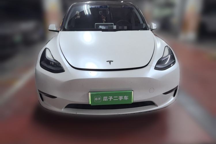 Used Tesla Model Y 2023 Long-Range All-Wheel-Drive Version Front