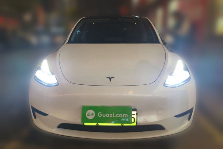 Used Tesla Model Y 2023 Rear-Wheel-Drive Version Front