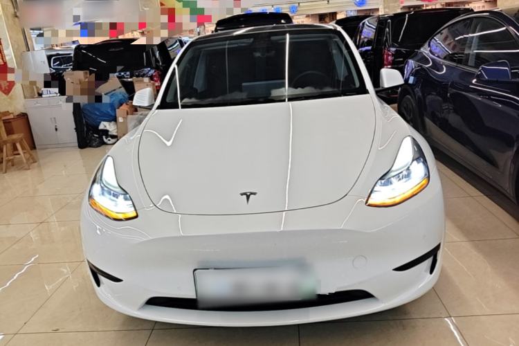 Used Tesla Model Y 2023 Rear-Wheel-Drive Version Front