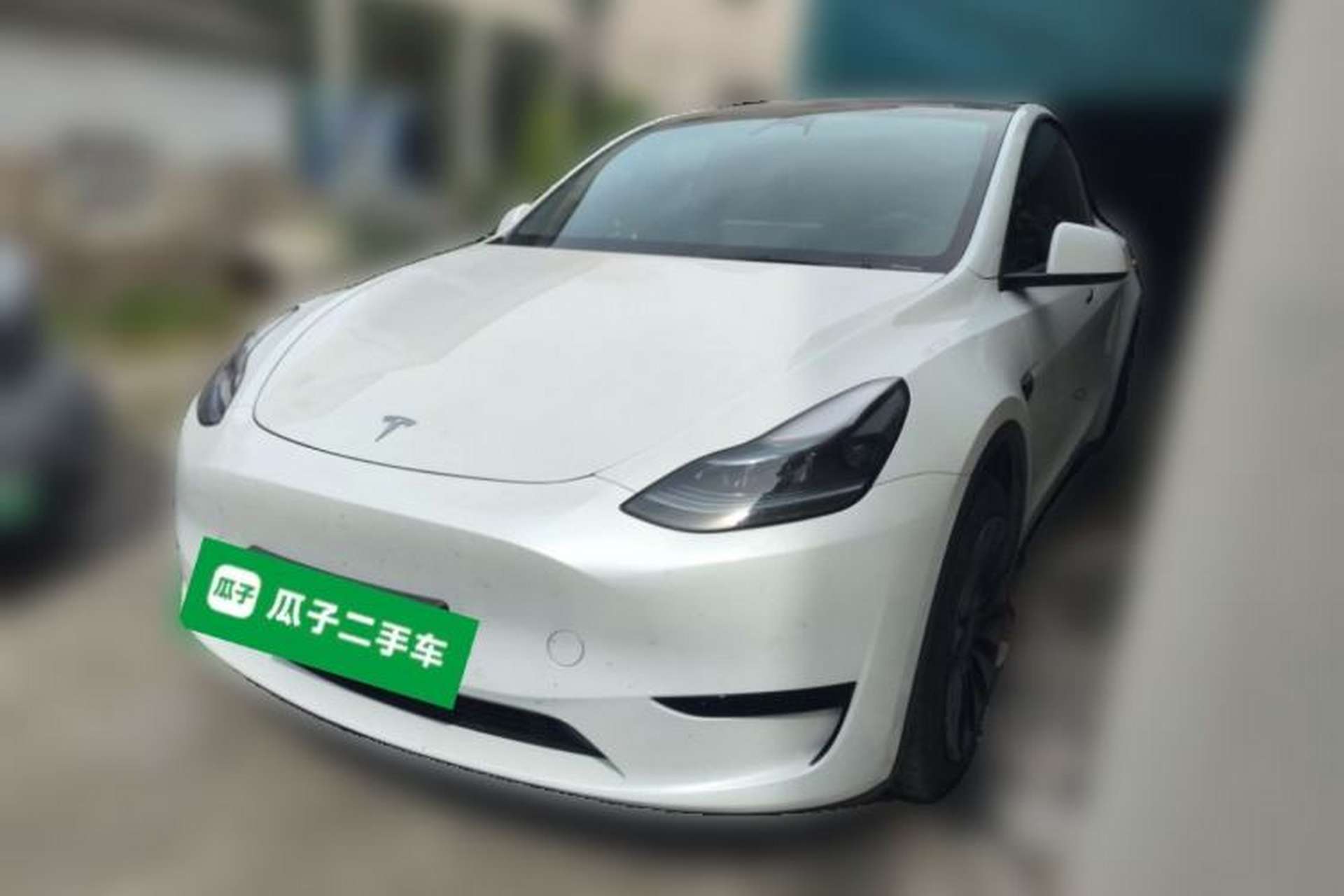 Used Tesla Model Y 2023 Rear-Wheel-Drive Version Front Left 45 Deg