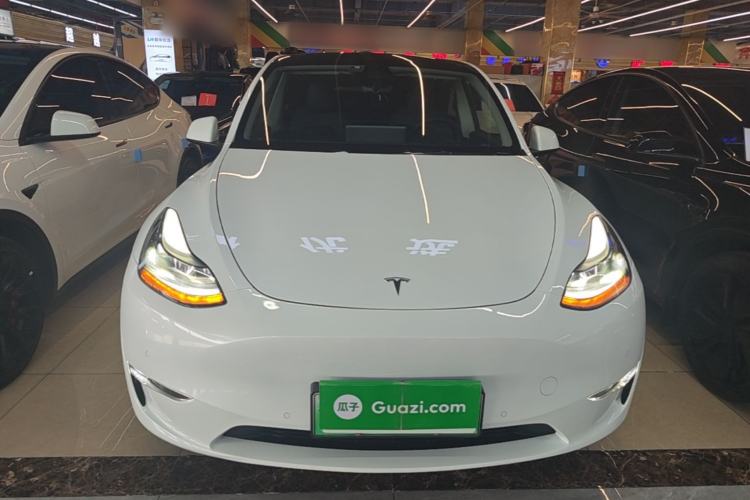 Used Tesla Model Y 2023 Long-Range All-Wheel-Drive Version Front