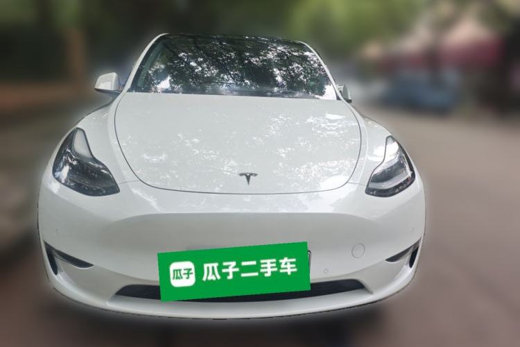 Used Tesla Model Y 2023 Long-Range All-Wheel-Drive Version Front