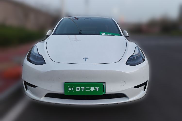 Used Tesla Model Y 2023 Rear-Wheel-Drive Version Front