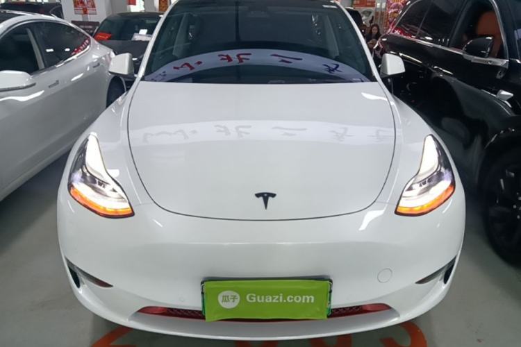 Used Tesla Model Y 2023 Long-Range All-Wheel-Drive Version Front