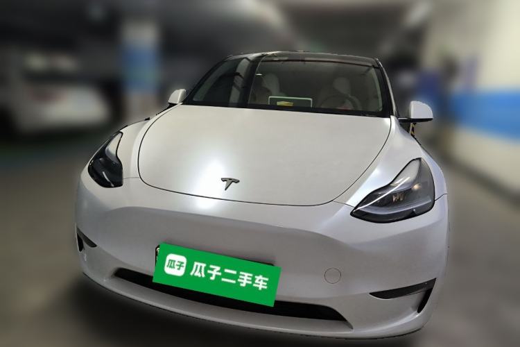 Used Tesla Model Y 2023 High-Performance All-Wheel-Drive Version Front