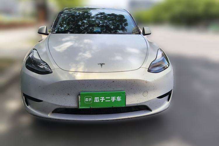 Used Tesla Model Y 2023 Rear-Wheel-Drive Version Front