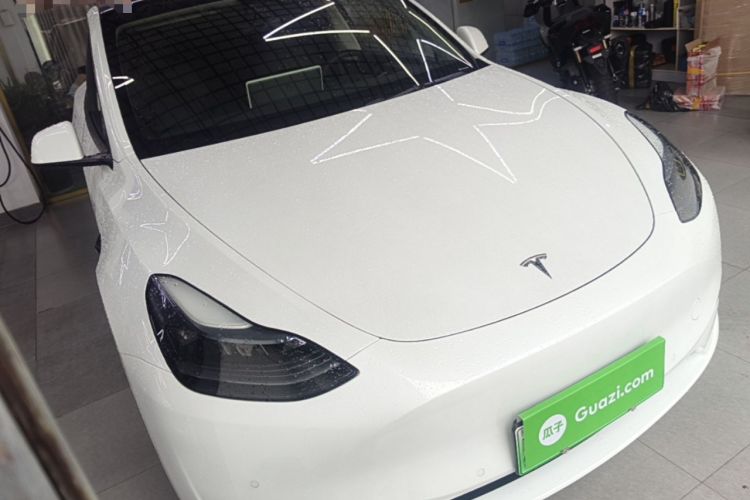 Used Tesla Model Y 2023 Rear-Wheel-Drive Version Front Right 45 Deg