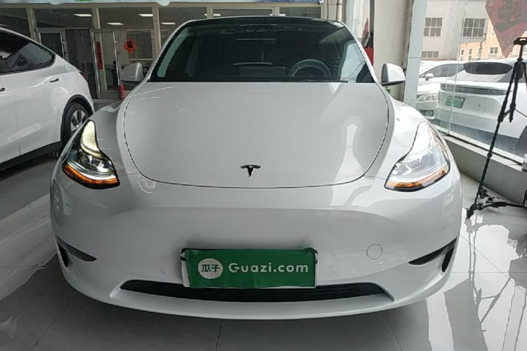 Used Tesla Model Y 2023 Long-Range All-Wheel-Drive Version Front