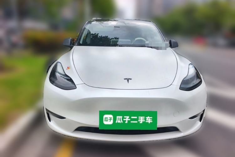 Used Tesla Model Y 2023 Long-Range All-Wheel-Drive Version Front