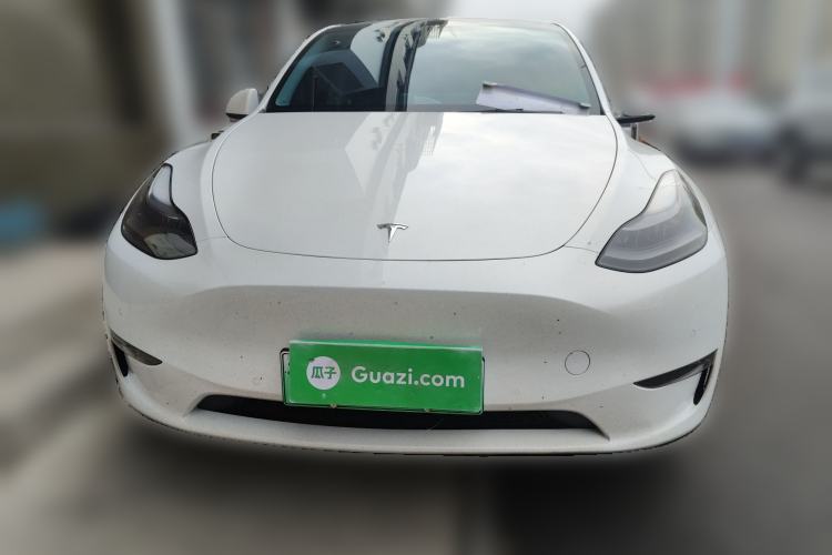 Used Tesla Model Y 2023 Long-Range All-Wheel-Drive Version Front