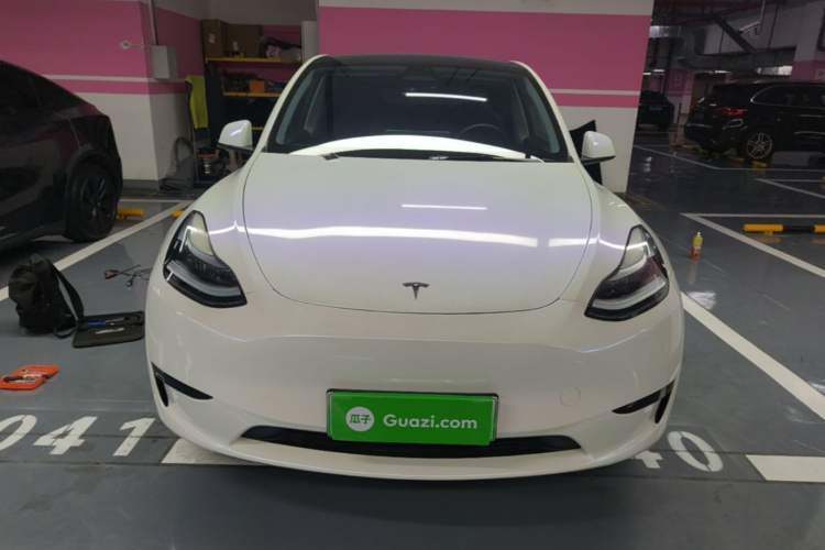 Used Tesla Model Y 2023 Rear-Wheel-Drive Version Front