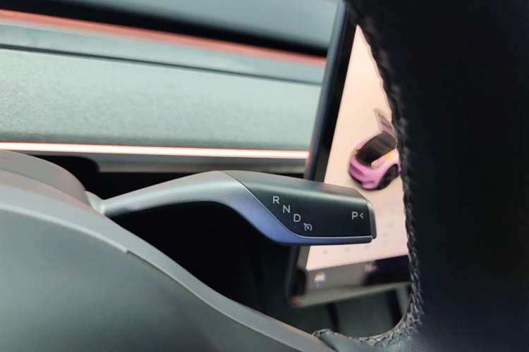 Used Tesla Model Y 2023 Long-Range All-Wheel-Drive Version Gear Lever
