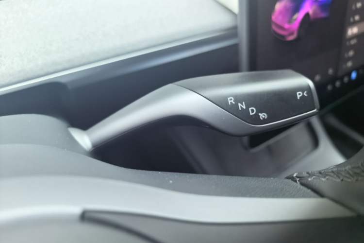 Used Tesla Model Y 2023 Rear-Wheel-Drive Version Gear Lever