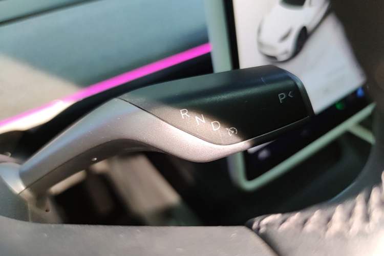 Used Tesla Model Y 2023 Rear-Wheel-Drive Version Gear Lever