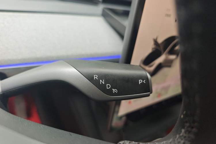 Used Tesla Model Y 2023 Long-Range All-Wheel-Drive Version Gear Lever