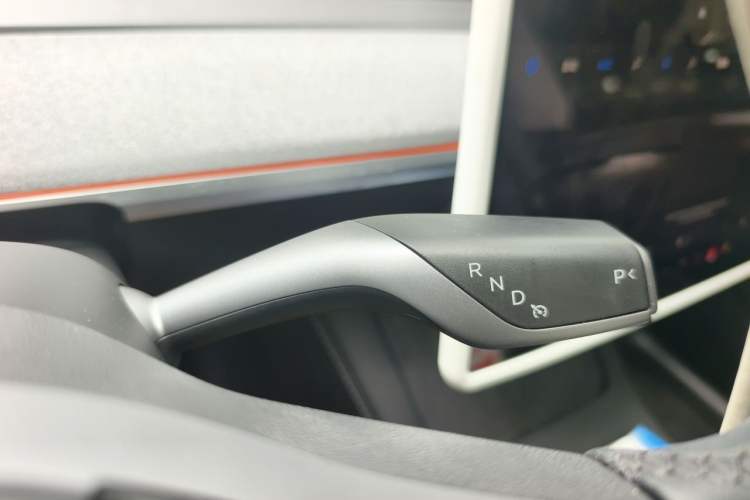 Used Tesla Model Y 2023 Long-Range All-Wheel-Drive Version Gear Lever