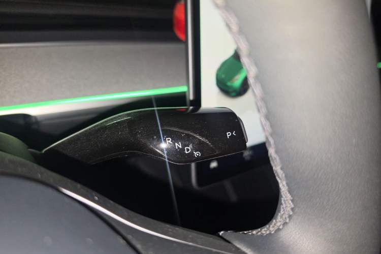 Used Tesla Model Y 2023 Rear-Wheel-Drive Version Gear Lever
