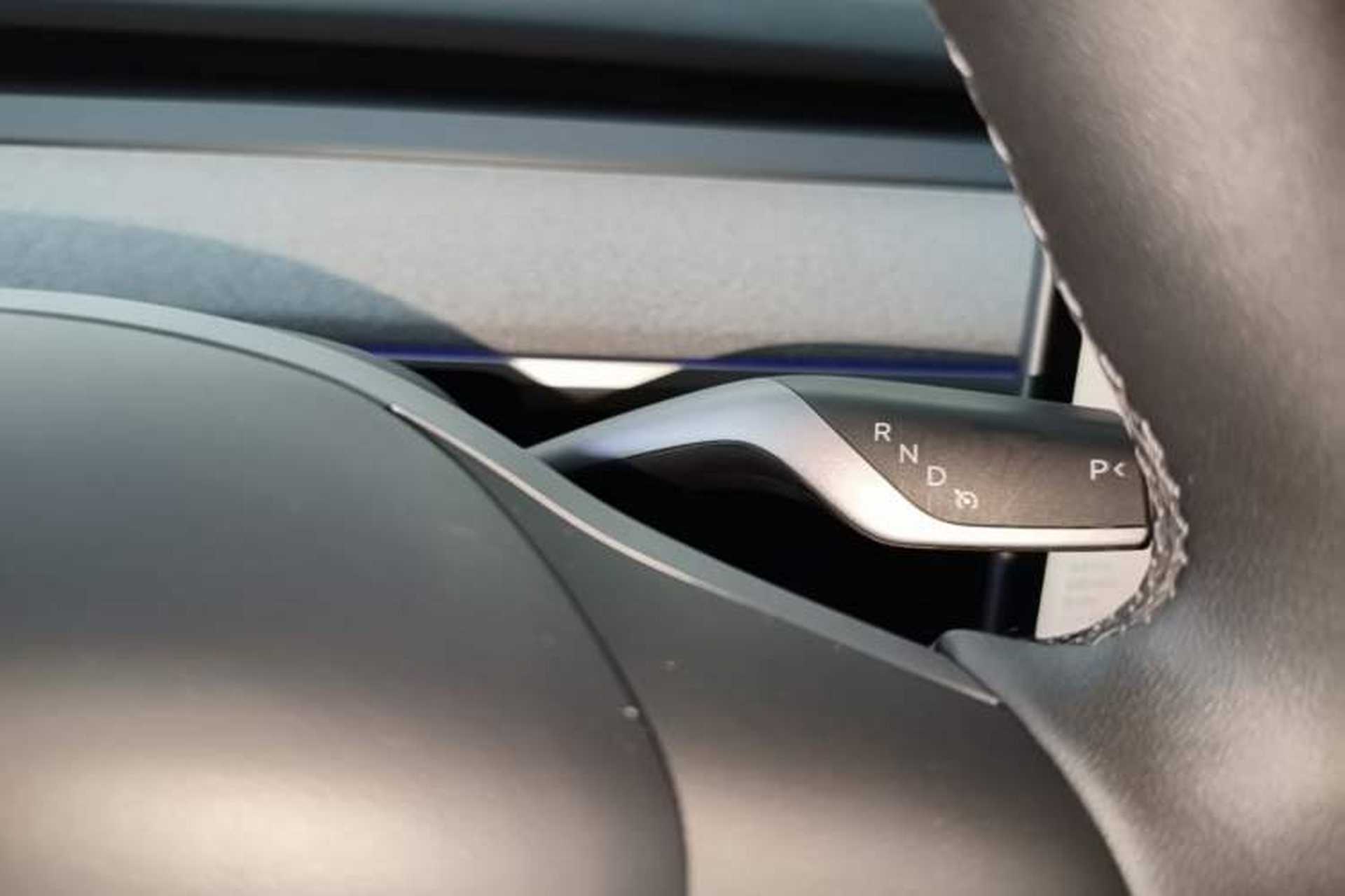 Used Tesla Model Y 2023 Long-Range All-Wheel-Drive Version Gear Lever