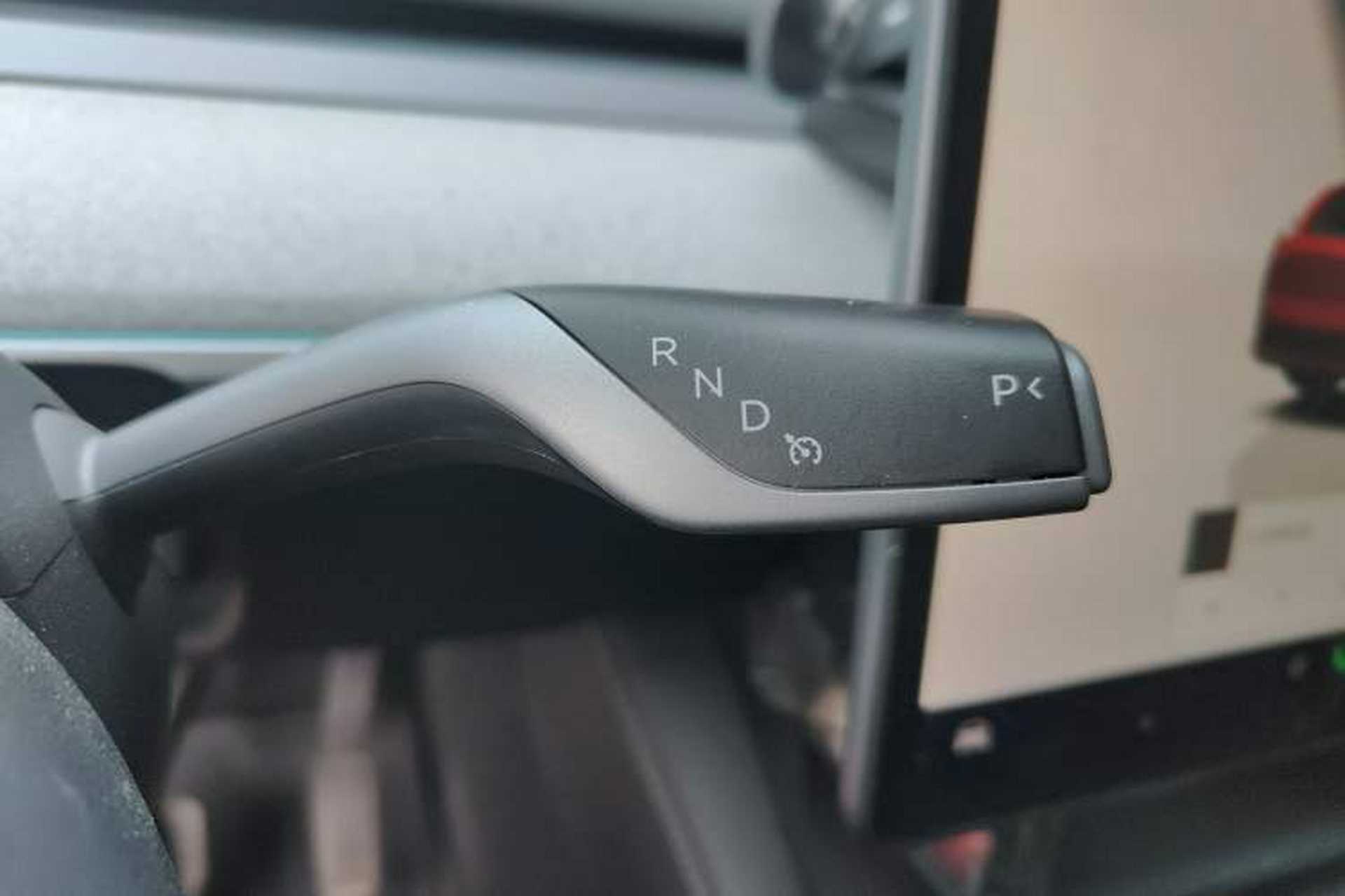 Used Tesla Model Y 2023 Long-Range All-Wheel-Drive Version Gear Lever
