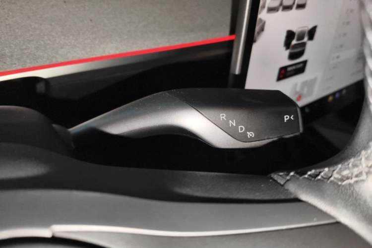 Used Tesla Model Y 2023 Rear-Wheel-Drive Version Gear Lever