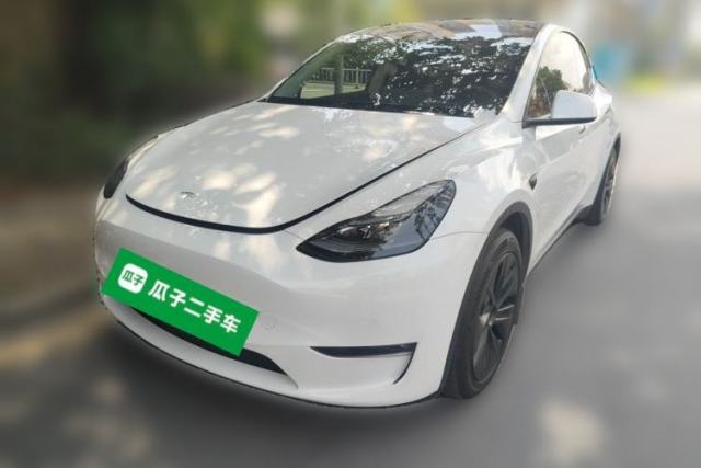 Used Tesla Model Y 2023 Long-Range All-Wheel-Drive Version