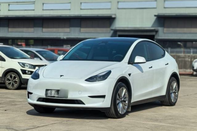 Used Tesla Model Y 2023 Rear-Wheel-Drive Version