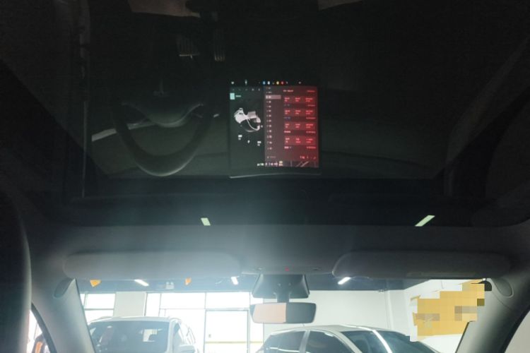Used Tesla Model Y 2023 High-Performance All-Wheel-Drive Version Headliner