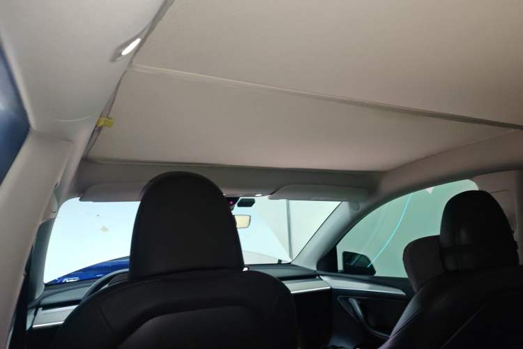 Used Tesla Model Y 2023 Rear-Wheel-Drive Version Headliner