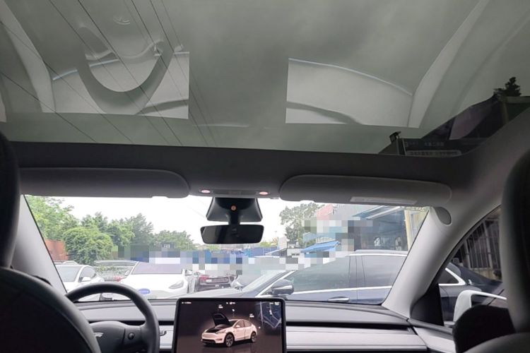Used Tesla Model Y 2023 Rear-Wheel-Drive Version Headliner