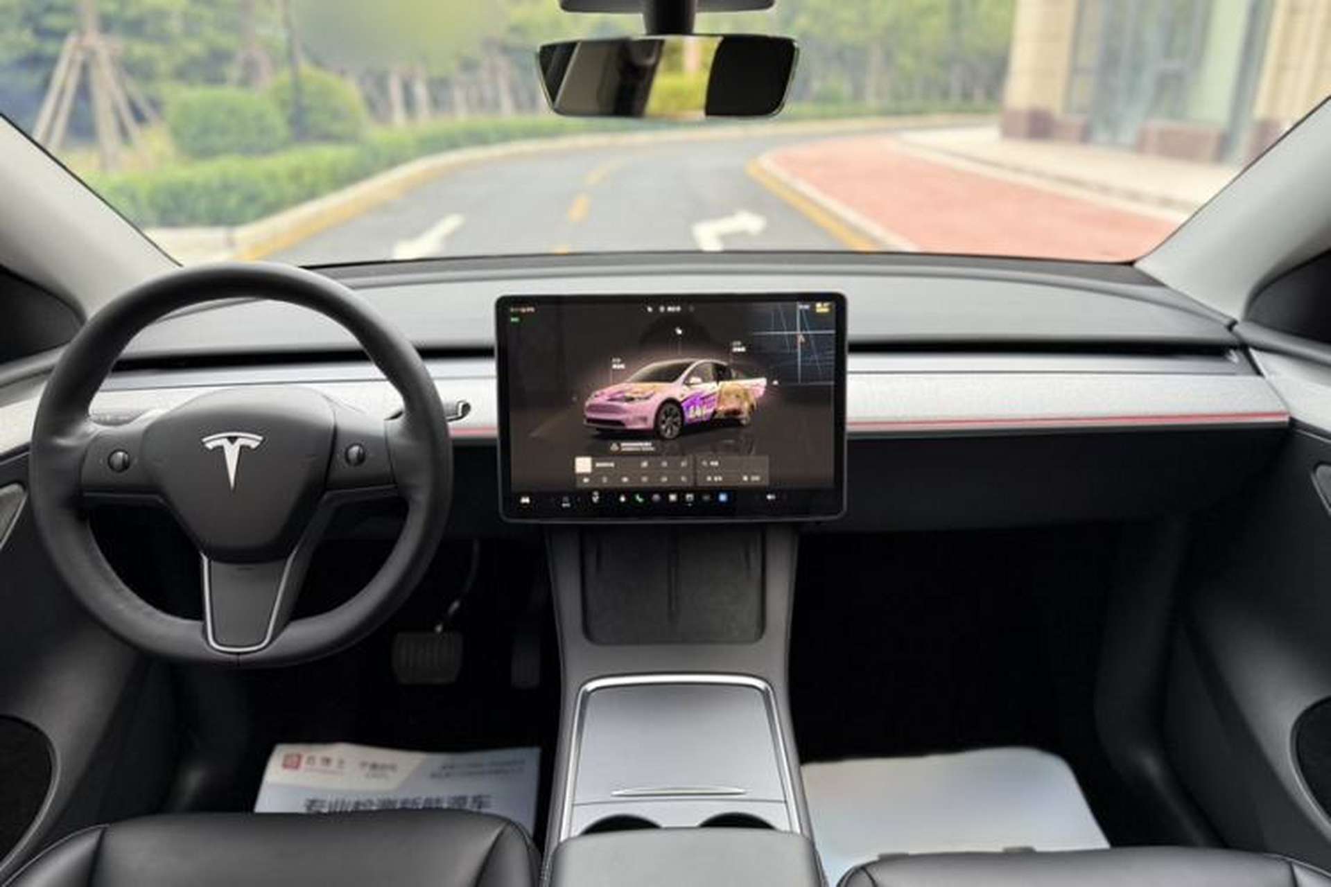 Used Tesla Model Y 2023 Long-Range All-Wheel-Drive Version Interior 2