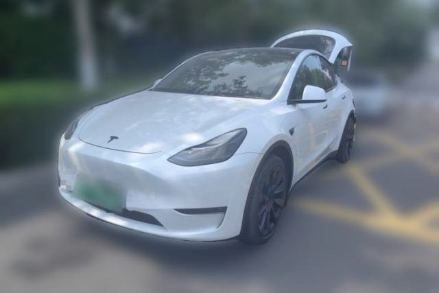 Used Tesla Model Y 2023 Long-Range All-Wheel-Drive Version