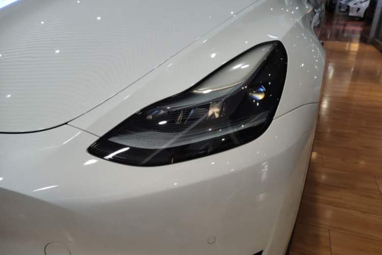 Used Tesla Model Y 2023 Rear-Wheel-Drive Version Left Front Headlight