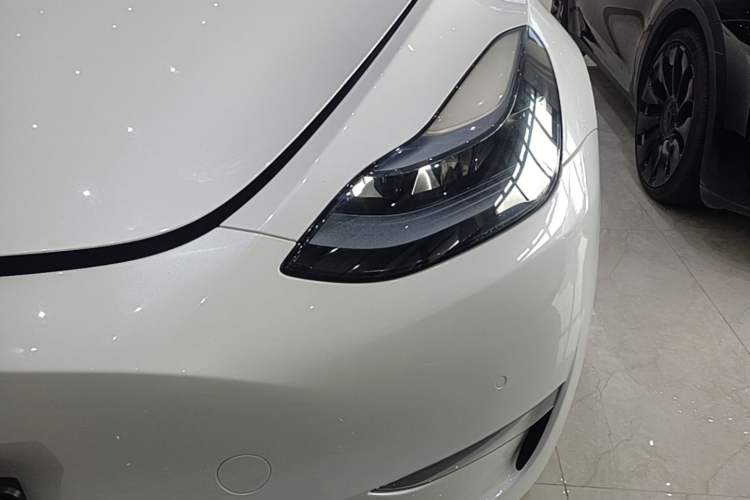 Used Tesla Model Y 2023 High-Performance All-Wheel-Drive Version Left Front Headlight