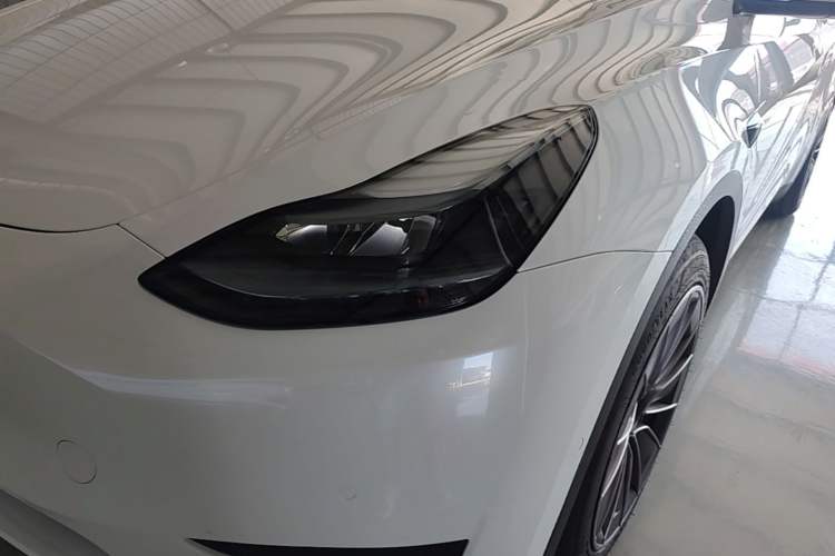 Used Tesla Model Y 2023 Rear-Wheel-Drive Version Left Front Headlight