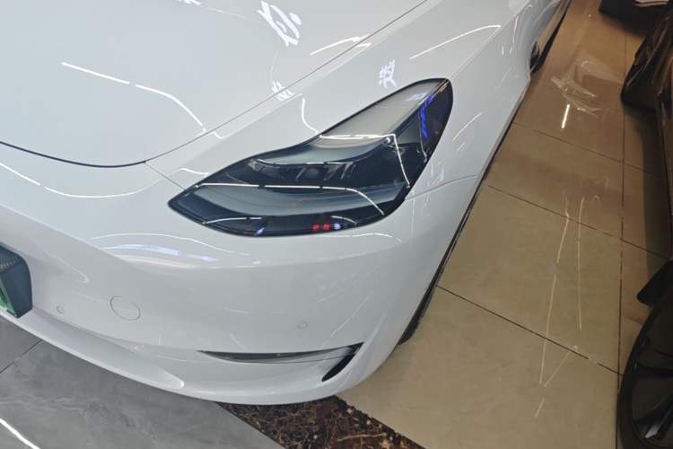 Used Tesla Model Y 2023 Long-Range All-Wheel-Drive Version Left Front Headlight