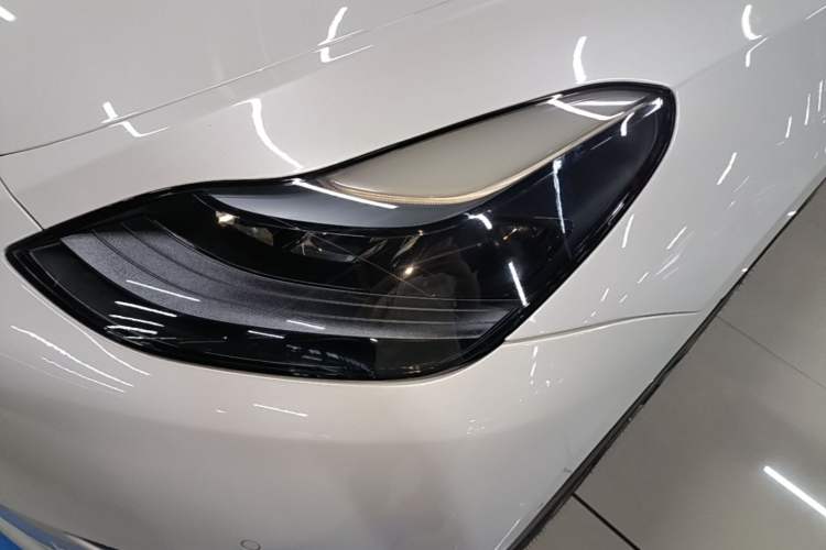 Used Tesla Model Y 2023 Rear-Wheel-Drive Version Left Front Headlight