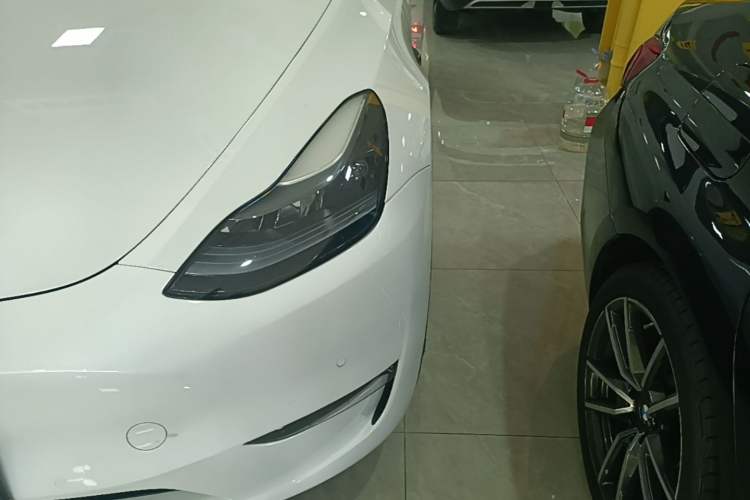 Used Tesla Model Y 2023 Long-Range All-Wheel-Drive Version Left Front Headlight