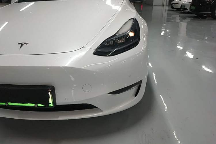 Used Tesla Model Y 2023 Long-Range All-Wheel-Drive Version Left Front Headlight