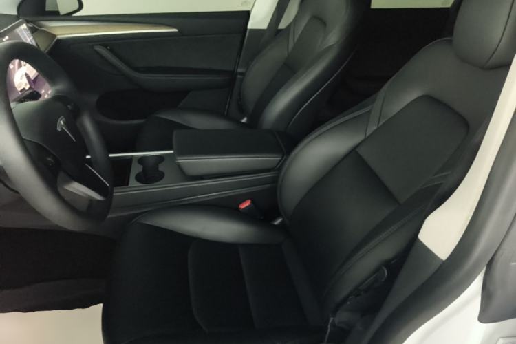 Used Tesla Model Y 2023 High-Performance All-Wheel-Drive Version Left Front Seat