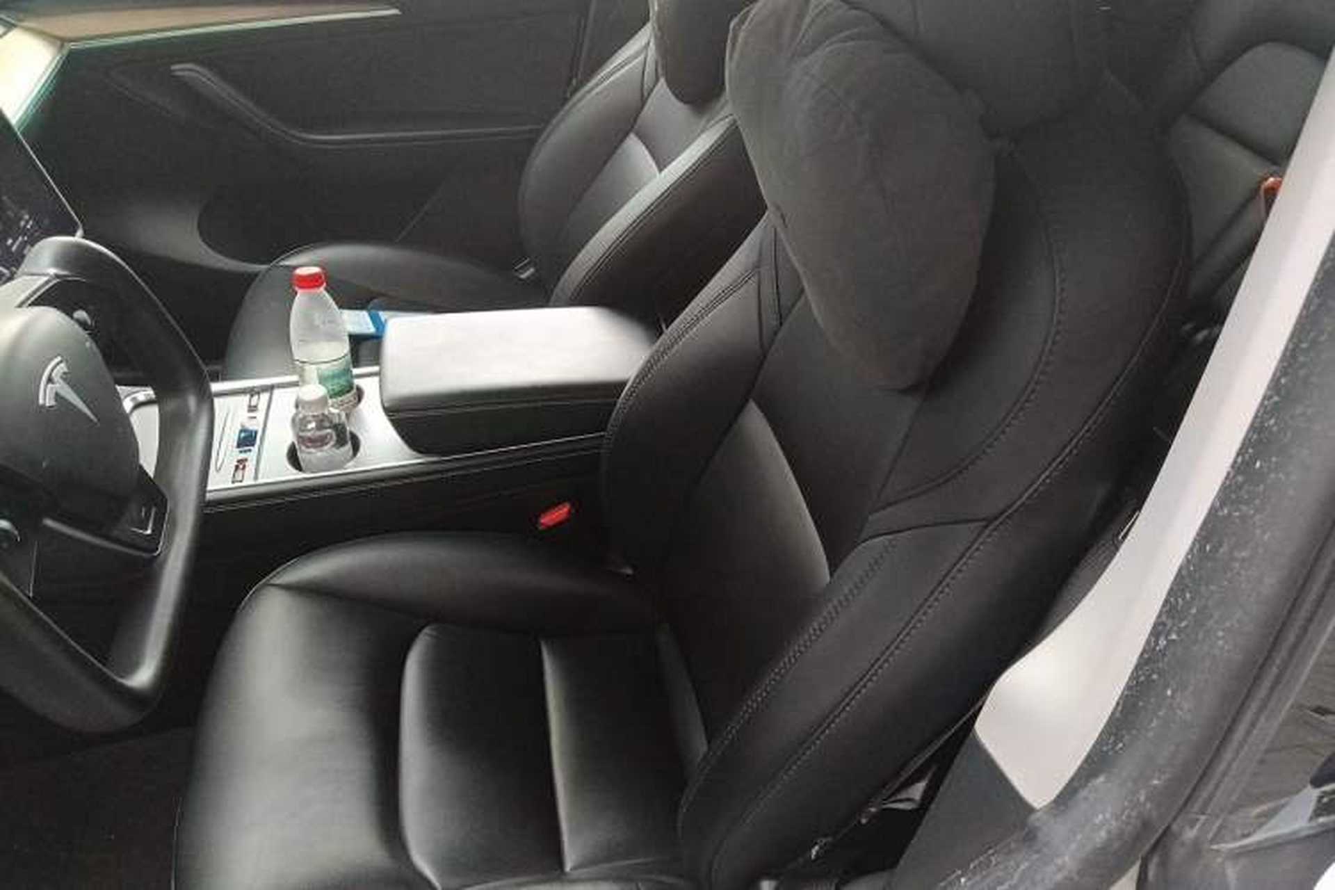 Used Tesla Model Y 2023 Long-Range All-Wheel-Drive Version Left Front Seat