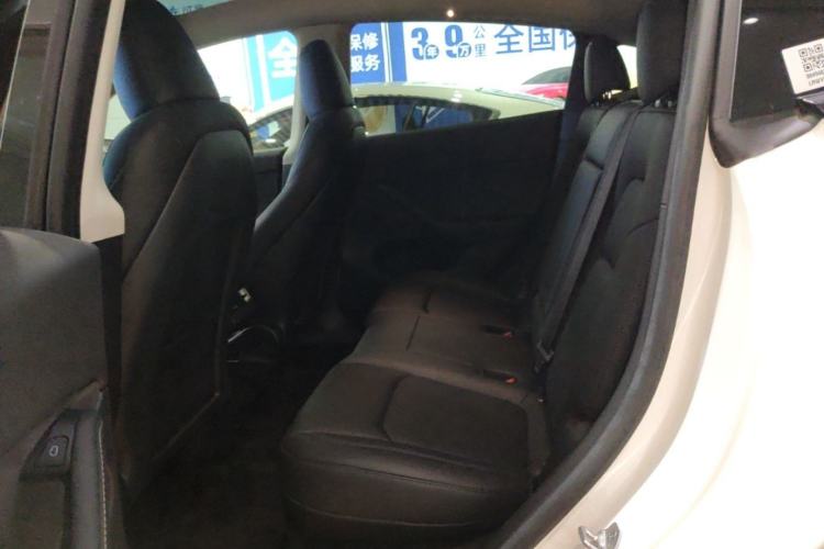 Used Tesla Model Y 2023 Rear-Wheel-Drive Version Left Rear Seat