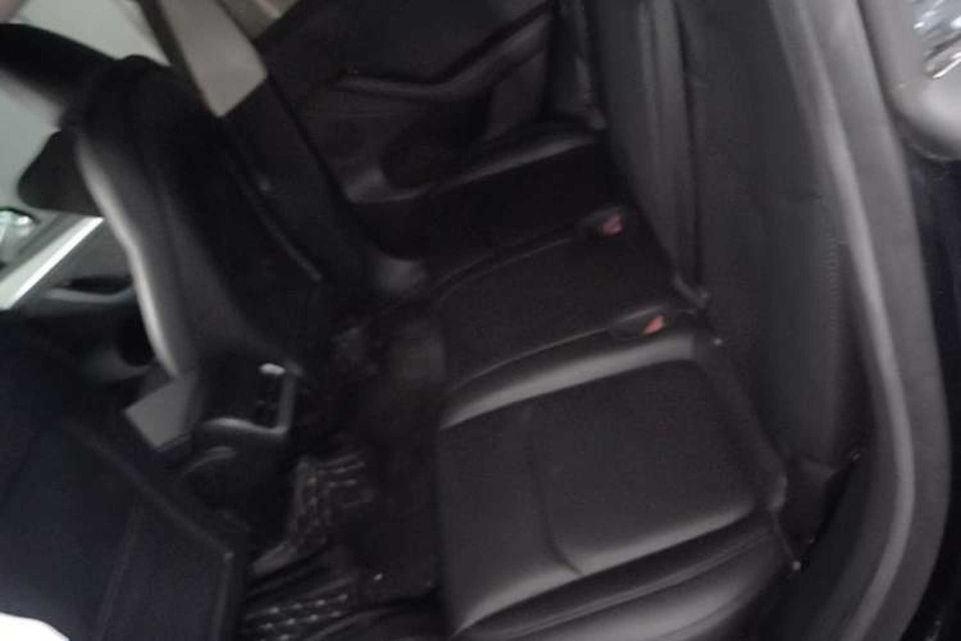 Used Tesla Model Y 2023 High-Performance All-Wheel-Drive Version Left Rear Seat