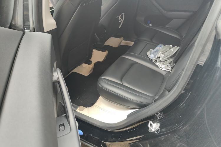 Used Tesla Model Y 2023 Rear-Wheel-Drive Version Left Rear Seat