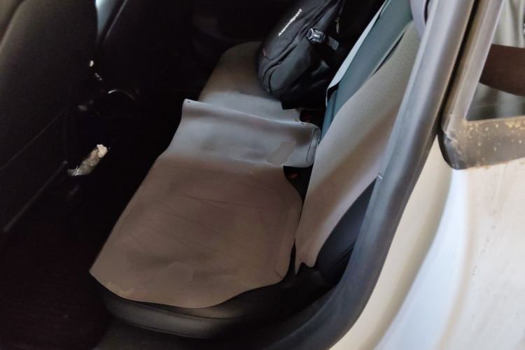 Used Tesla Model Y 2023 Rear-Wheel-Drive Version Left Rear Seat