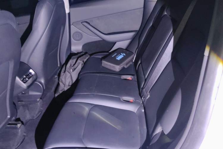 Used Tesla Model Y 2023 Rear-Wheel-Drive Version Left Rear Seat