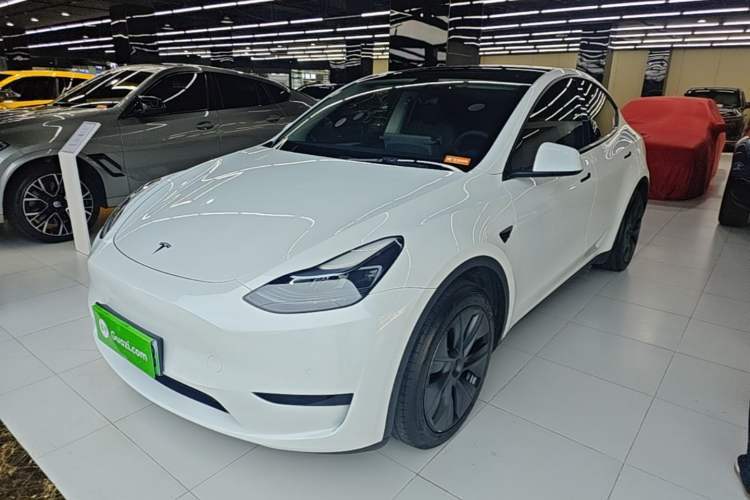 Used Tesla Model Y 2023 Rear-Wheel-Drive Version Guazi used car, China used car export, Used car for sale, Used  cars, Cheapest cars for sale